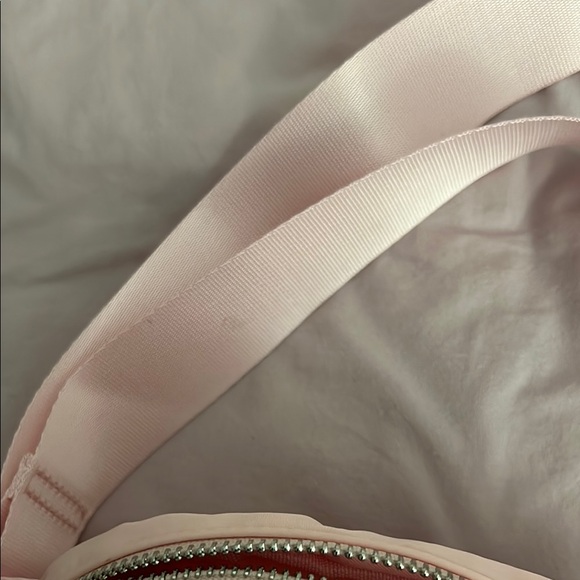 Quilted Pink Crossbody Bag - Picture 6 of 6